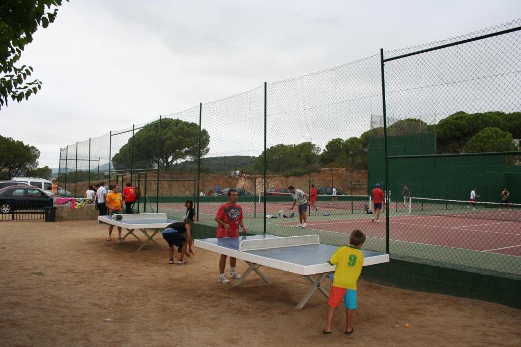 Camping Roca Grossa Calella Exterior foto