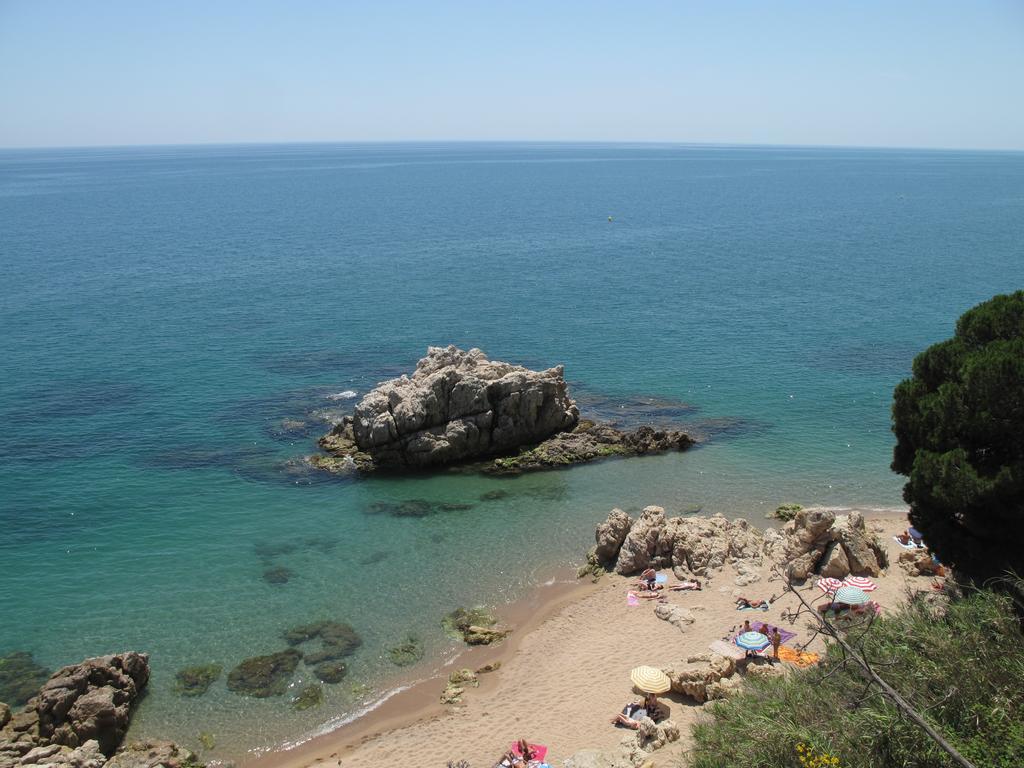 Camping Roca Grossa Calella Exterior foto